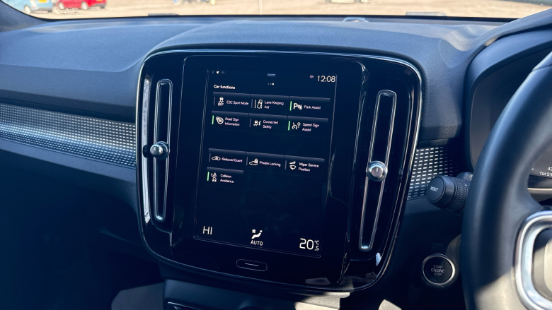 Volvo Xc40 2.0 B4P R DESIGN 5dr Auto Petrol Estate